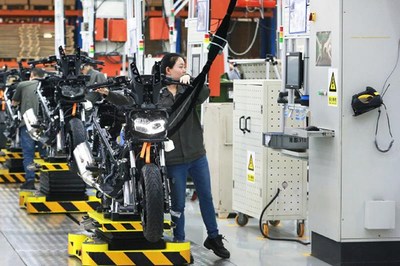 2018年九龍坡區(qū)自主研發(fā)的九大垃圾車(chē)產(chǎn)品